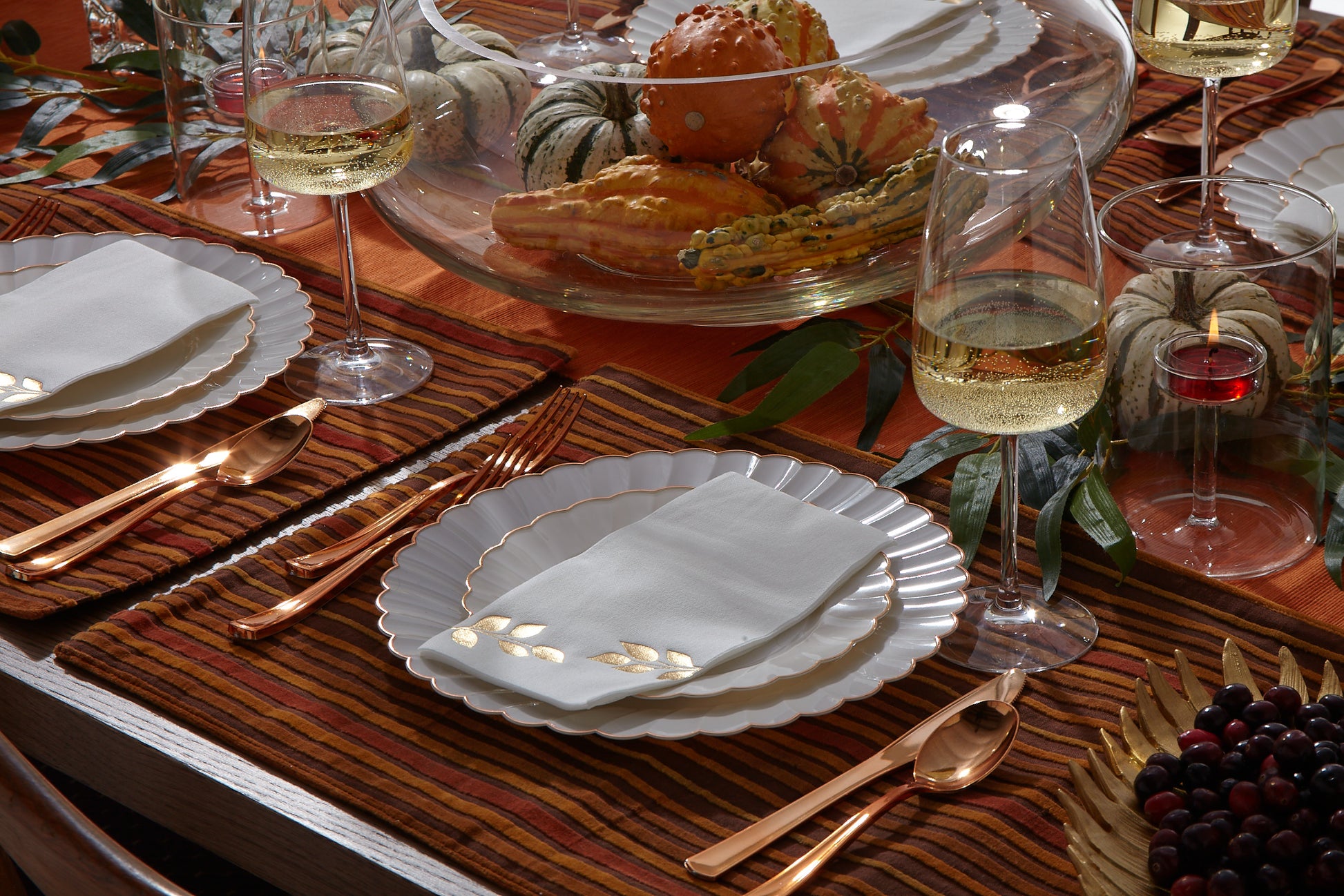 BY MADEE 175 platos de plástico festoneados de alta calidad color oro rosa  marfil para fiestas, juego de vajilla desechable para 25 invitados, cena